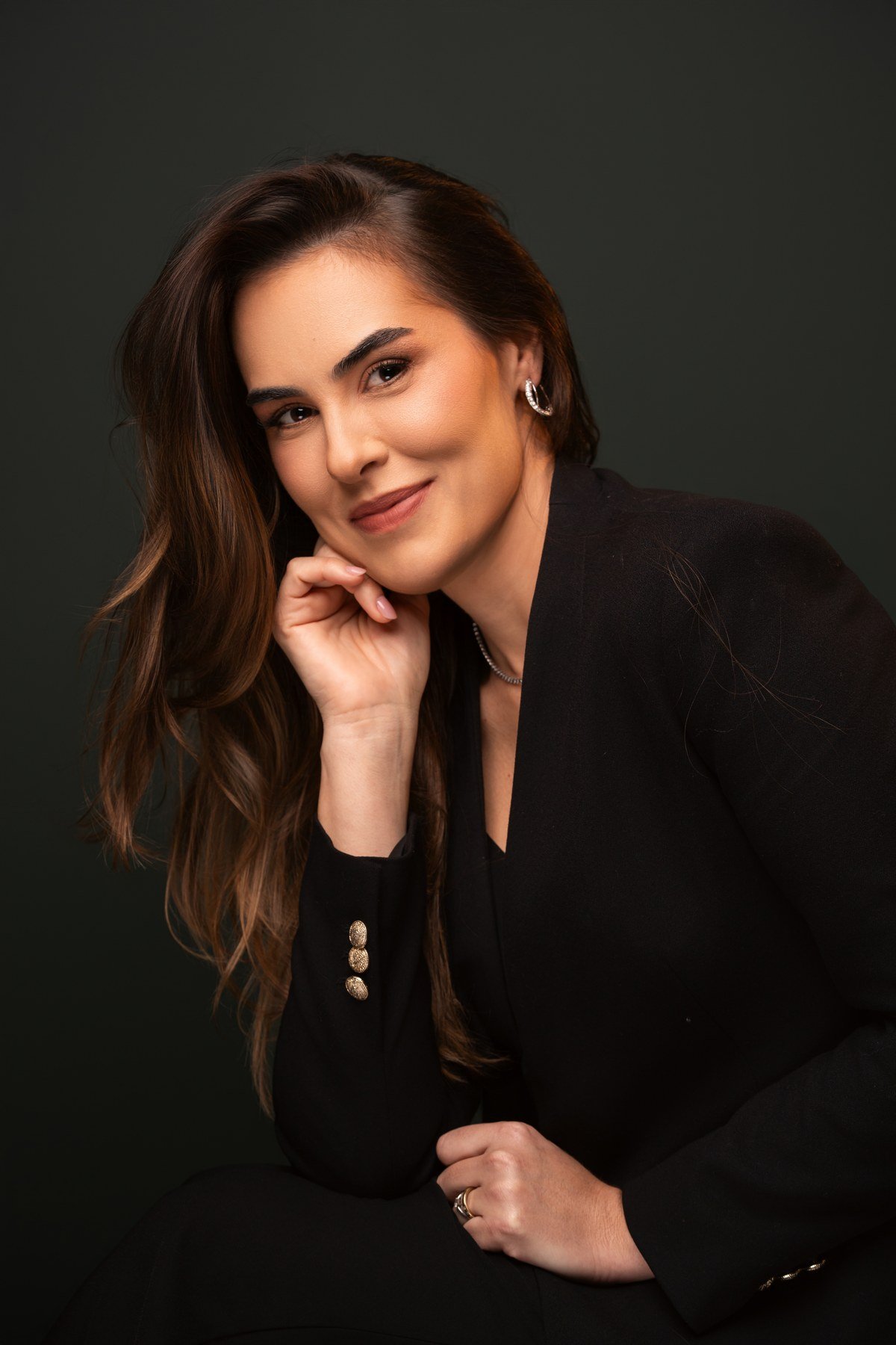 Dra. Juliana Lusvarghi — Cirurgiã Plástica